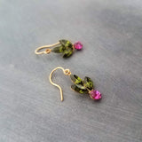 Pendientes navideños, pendiente de bayas de acebo, pendiente de acebo, pendiente de Navidad, glamour navideño, pendiente de cristal navideño, pendiente de invierno, Navidad