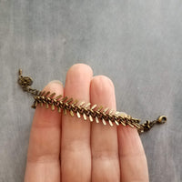 Antique Brass Fish Bone Bracelet, bronze spine bracelet, herringbone chain, bronze v bracelet, aged brass arrow, brass chevron bracelet