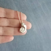 Silver Shell Necklace, spiral seashell pendant, seashell necklace, silver seashell, beach necklace, shell pendant, sea jewelry, simple chain