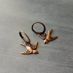 Antique Copper Bird Earrings, copper huggie hoop, small copper birds, copper earring, little bird dangles, flying sparrow, birdwatcher gift