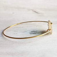 Initial Bangle Bracelet, gold bangle, thin wire bangle, simple bracelet, hand stamped, lacy scalloped oval, stacking, personalized jewelry - Constant Baubling