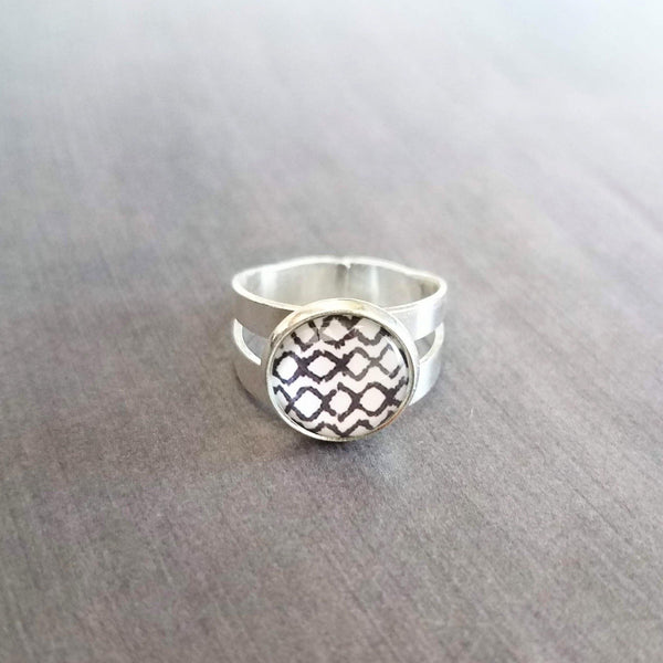 Ikat Pattern Ring, wide silver ring, ikat ring, adjustable silver ring, double band ring, dark navy black white crossed diamond weave fabric - Constant Baubling